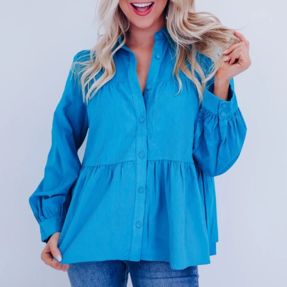 Elegant Teal Button-Down Women's Shirt